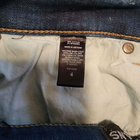 Express Distressed Button Fly High Waist Jeans Shorts Size 4 - Picture 7 of 7